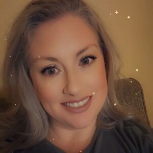 Meet your Posher, Marci